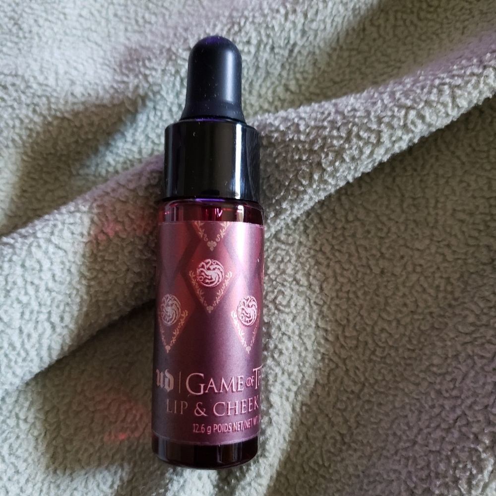 UD Game of Thrones Lip and Cheek Stain